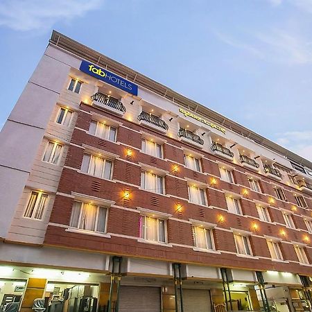 Fabhotel Phoenix Resorts - Nr M Chinnaswamy Stadium 벵갈루루 외부 사진