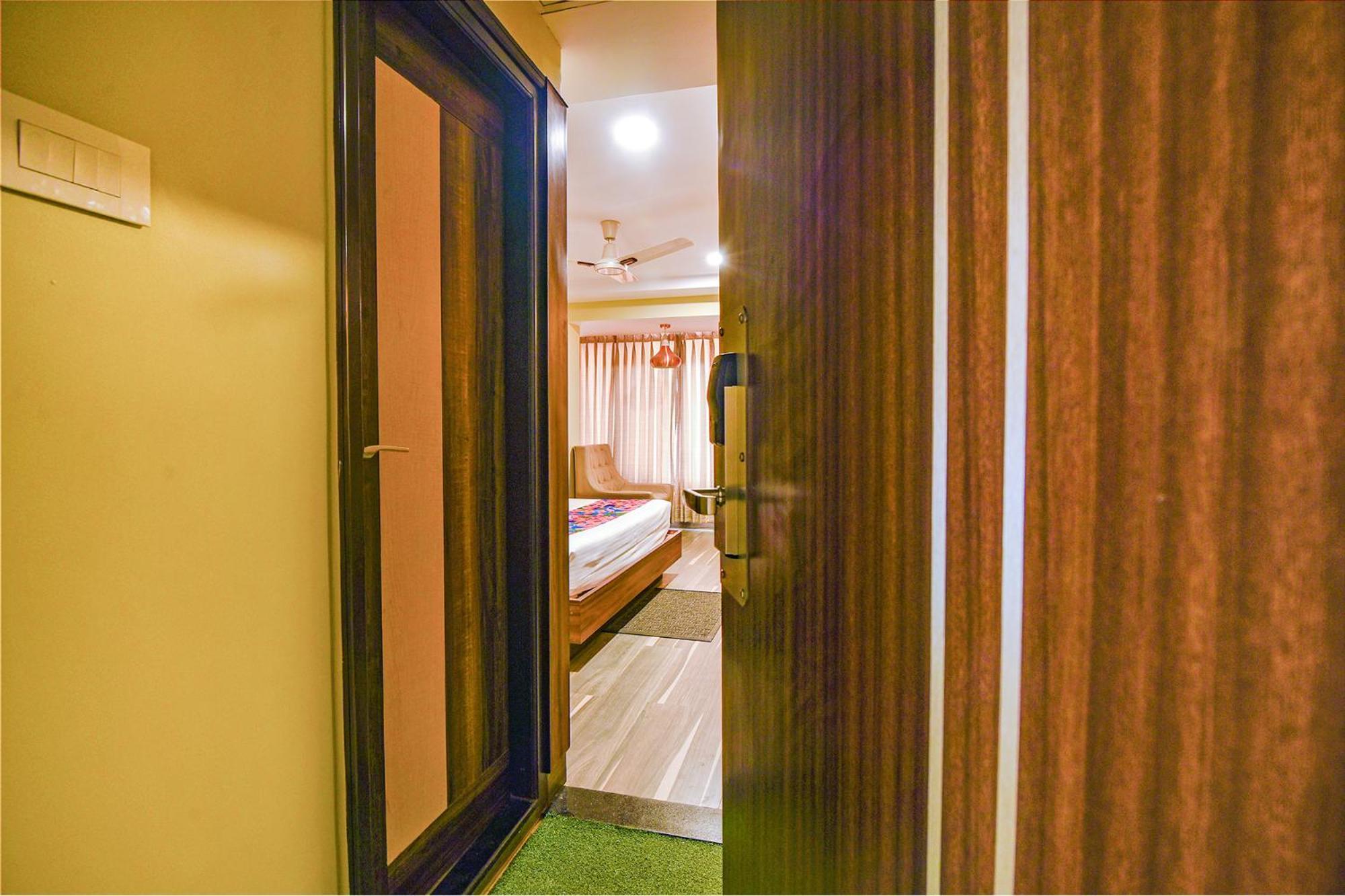 Fabhotel Phoenix Resorts - Nr M Chinnaswamy Stadium 벵갈루루 외부 사진