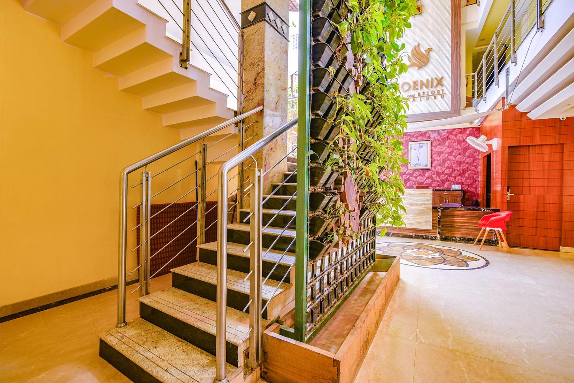 Fabhotel Phoenix Resorts - Nr M Chinnaswamy Stadium 벵갈루루 외부 사진