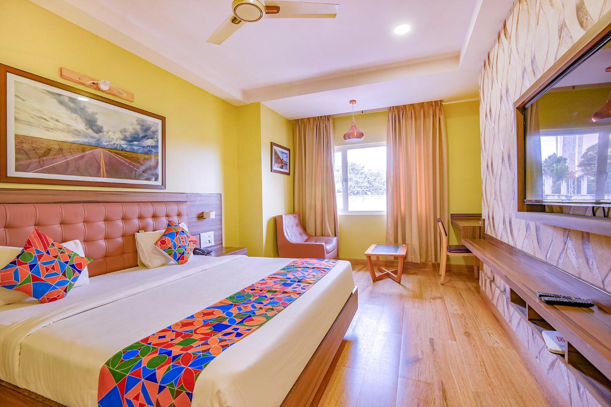 Fabhotel Phoenix Resorts - Nr M Chinnaswamy Stadium 벵갈루루 외부 사진