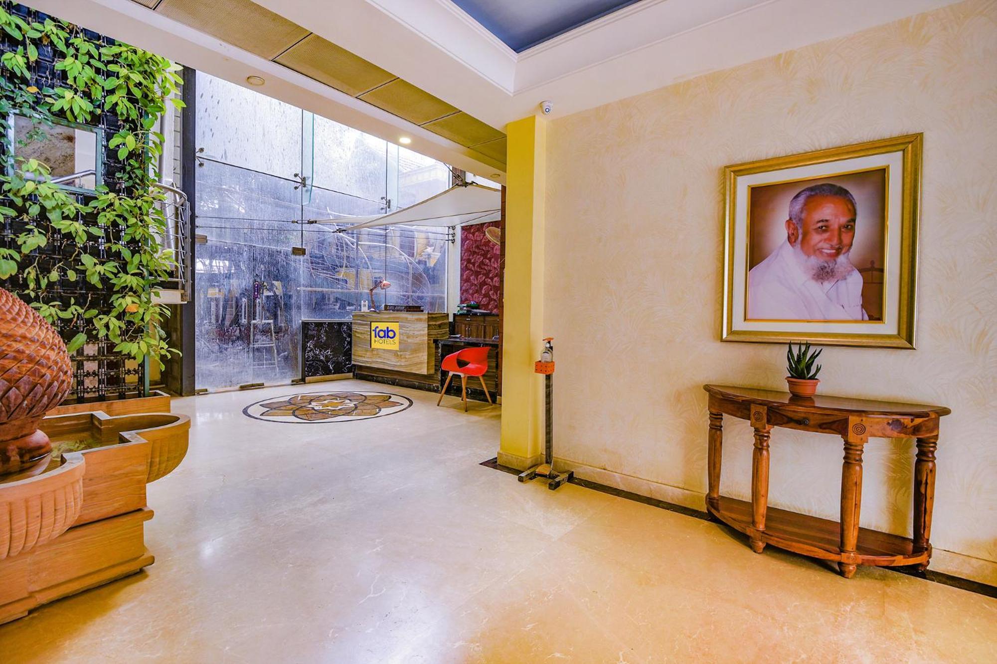 Fabhotel Phoenix Resorts - Nr M Chinnaswamy Stadium 벵갈루루 외부 사진