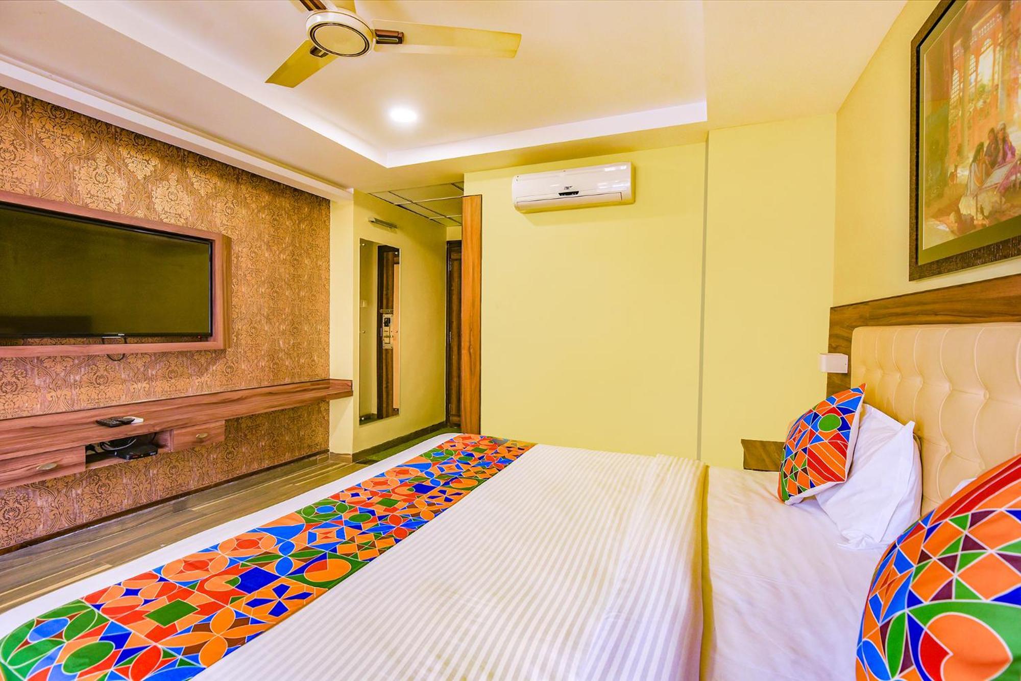 Fabhotel Phoenix Resorts - Nr M Chinnaswamy Stadium 벵갈루루 외부 사진