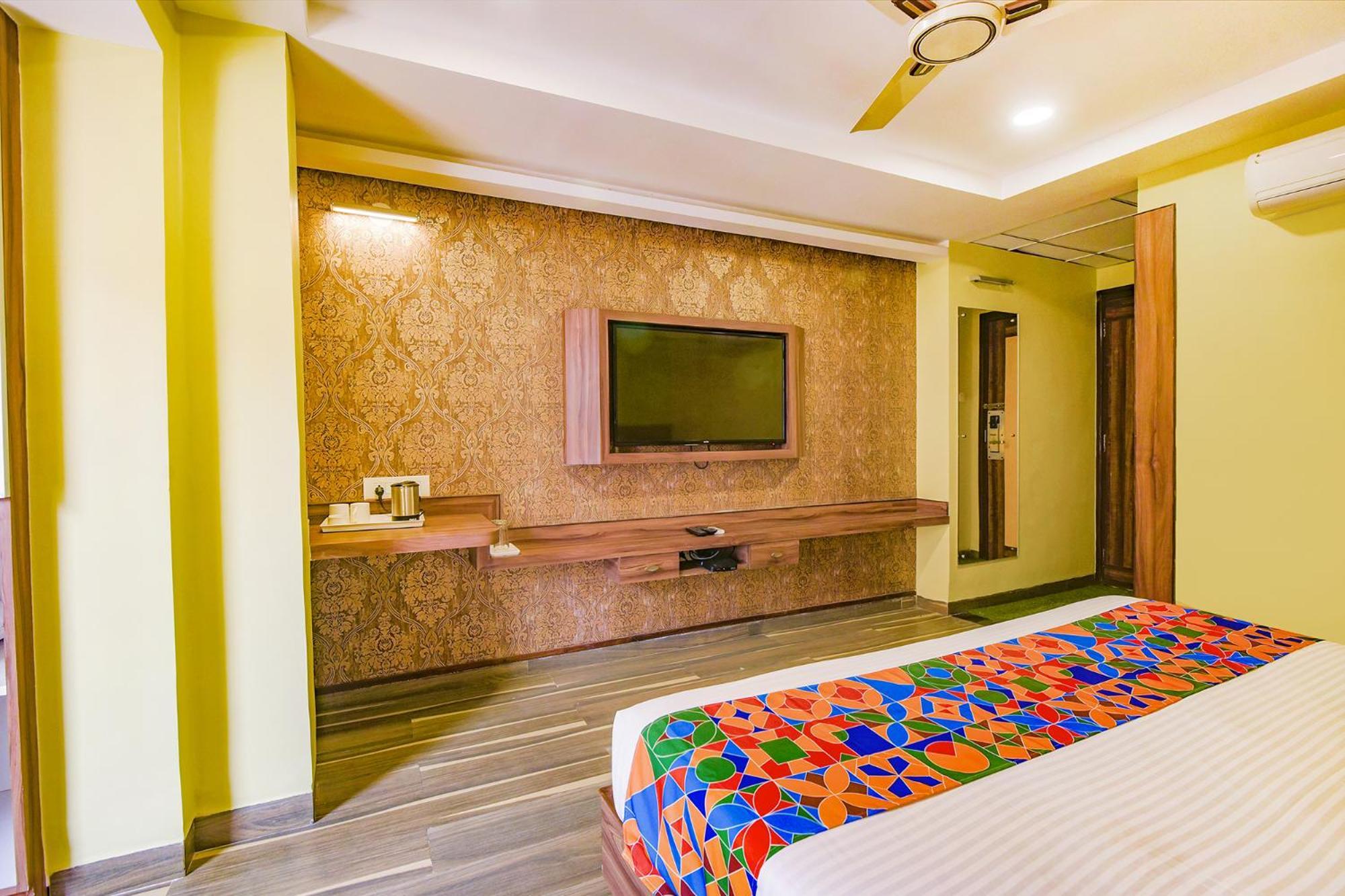 Fabhotel Phoenix Resorts - Nr M Chinnaswamy Stadium 벵갈루루 외부 사진
