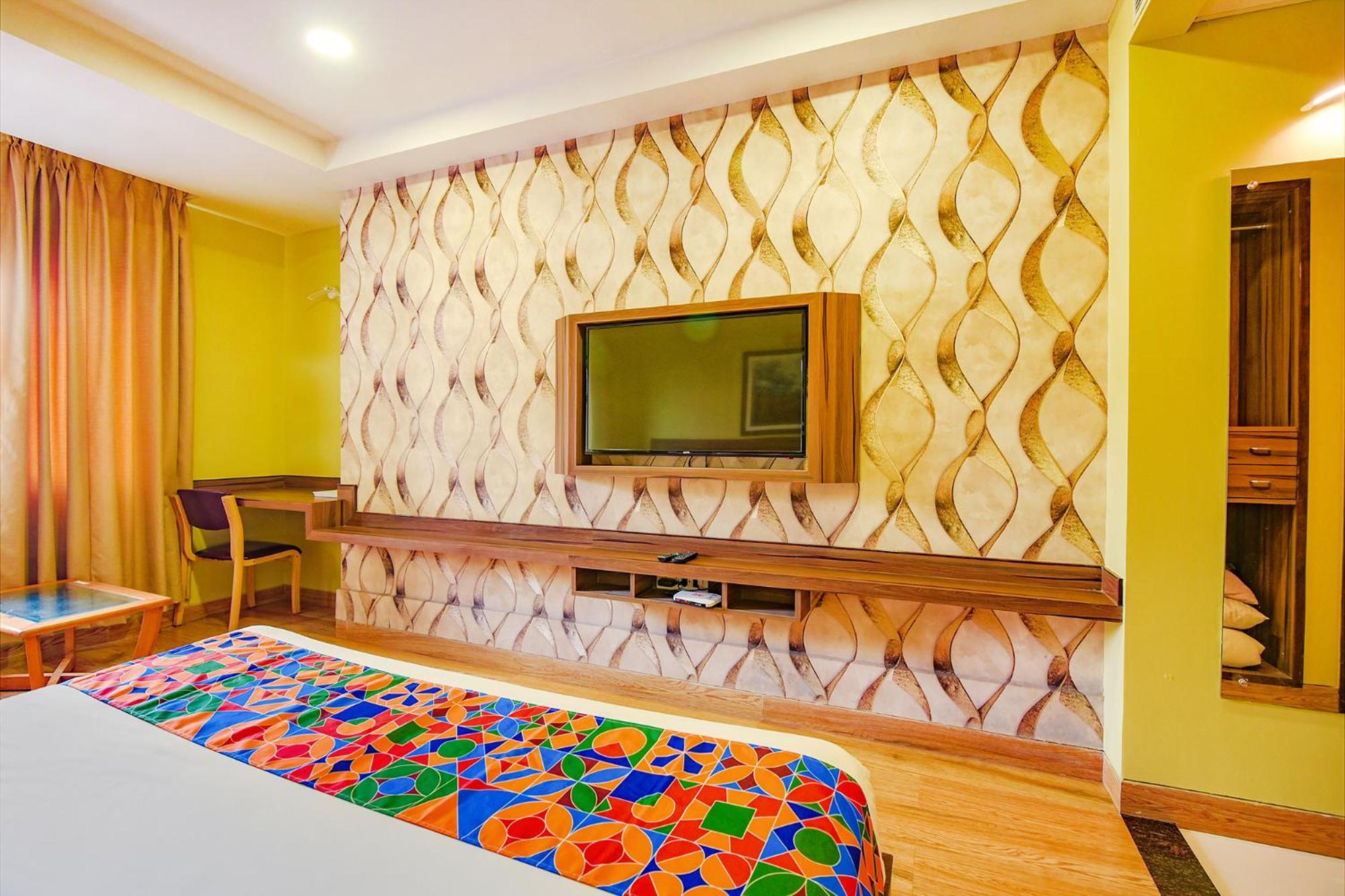 Fabhotel Phoenix Resorts - Nr M Chinnaswamy Stadium 벵갈루루 외부 사진